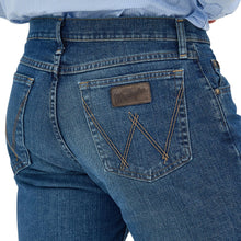 Load image into Gallery viewer, Men's Cody Johnson 20X® Advanced Comfort 02 Competition Regular Fit Jean