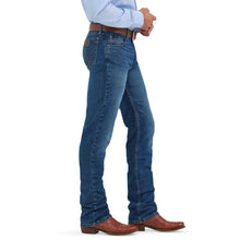 Load image into Gallery viewer, Men's Cody Johnson 20X® Advanced Comfort 02 Competition Regular Fit Jean