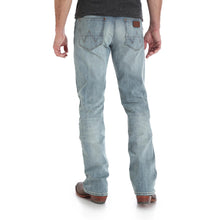 Load image into Gallery viewer, Men's Wrangler Retro® Slim Fit Bootcut Jean - BR Wash