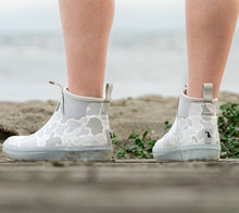 Load image into Gallery viewer, Women's Local Girl Ankle Deck Boots