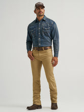 Load image into Gallery viewer, COWBOY CUT SLIM FIT JEANS
