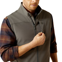 Load image into Gallery viewer, Ariat Vernon Softshell Vest

