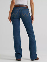 Load image into Gallery viewer, Women's Wrangler Ultimate Riding Jean Q-Baby
