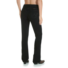 Load image into Gallery viewer, Women's Wrangler Ultimate Riding Jean Q-Baby In Black Magic

