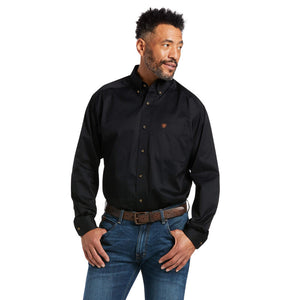 Ariat Solid Twill Classic Fit Shirt