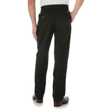 Load image into Gallery viewer, Men&#39;s Wrangler Riata Casual Pants
