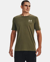 Load image into Gallery viewer, Mens UnderArmour Freedom Flag Gradient T-Shirt
