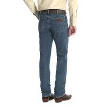 Load image into Gallery viewer, Premium Performance Cowboy Cut® Advanced Comfort Wicking Slim Fit Jean
