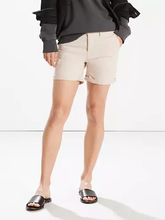 Load image into Gallery viewer, Levi&#39;s Classic Chino Shorts

